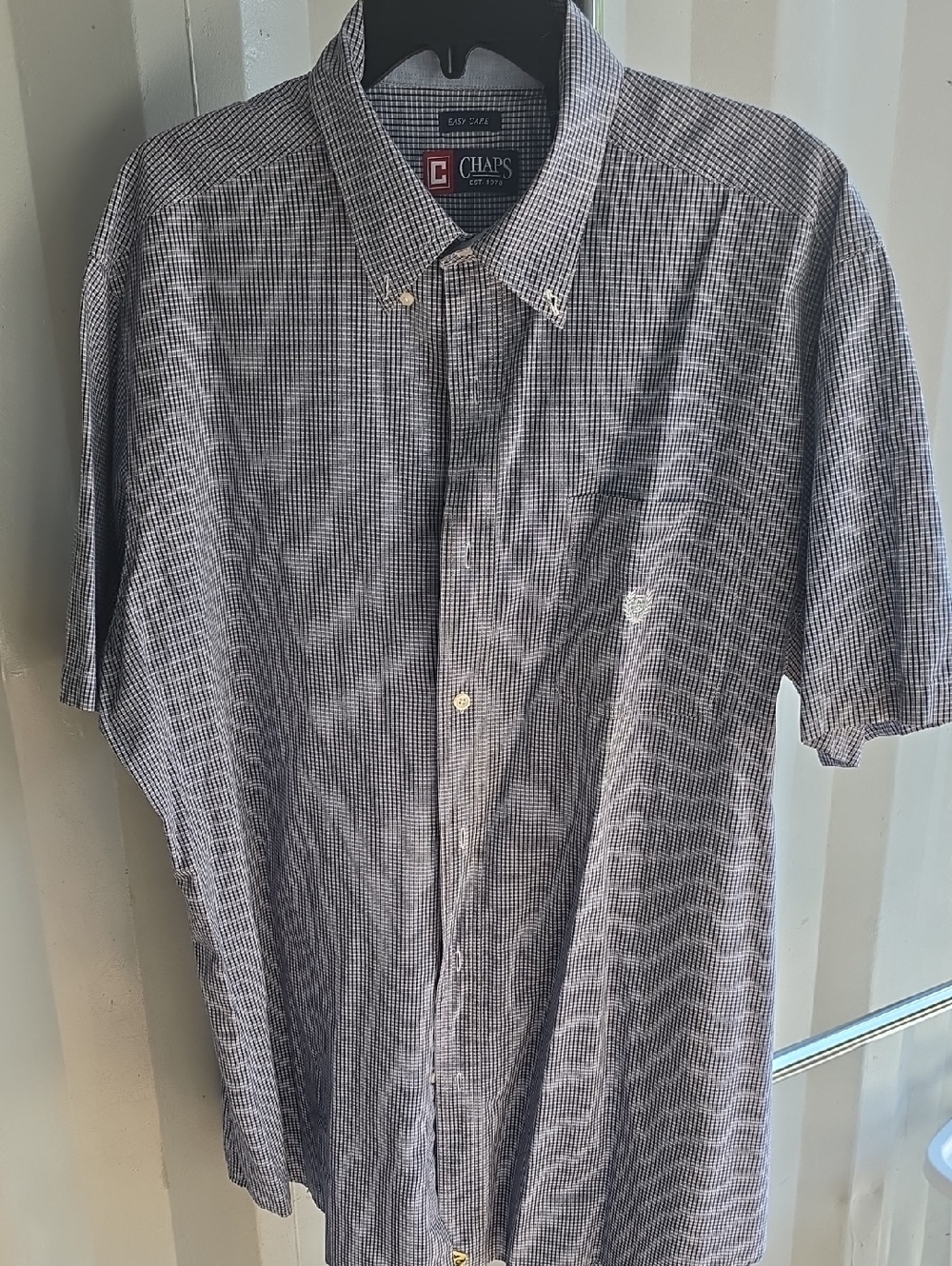 Chaps Men’s Short-Sleeve Button-Down Shirt - Gray and White Check (#029)